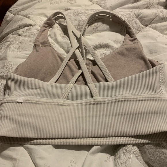 lululemon athletica Ribbed Cream Sports Bra - Picture 2 of 3